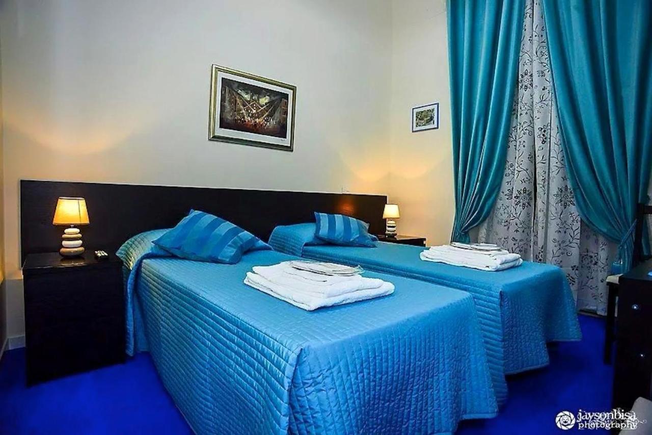 Kambal Maison Rome Luaran gambar