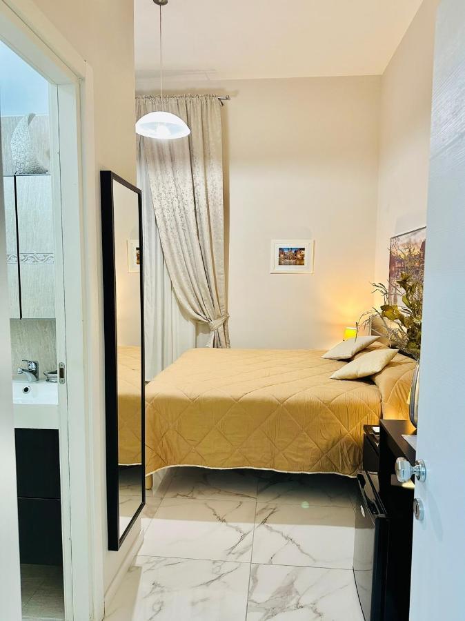 Kambal Maison Rome Luaran gambar